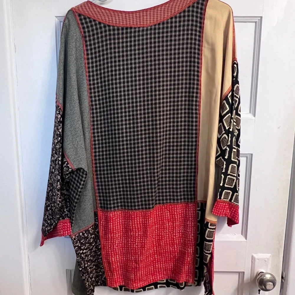 Vintage Faith Plaid Long Sleeve Top - Picture 4 of 4